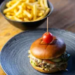 بيت شباب Eiger Easy