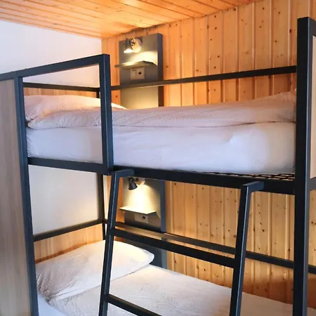 Eiger Easy Hostal *