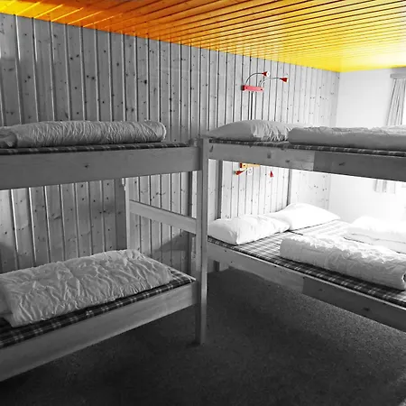 Eiger Easy אכסניה גרינדלוולד