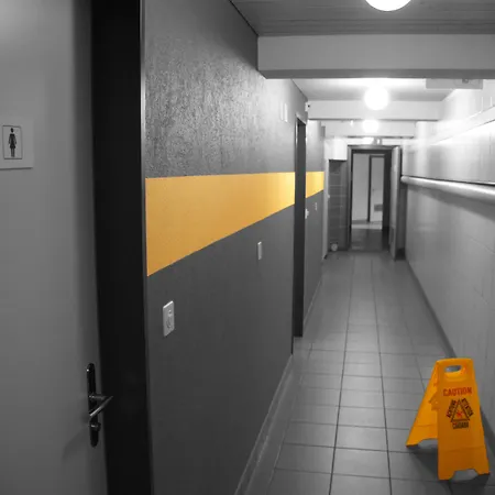 אכסניה Eiger Easy *