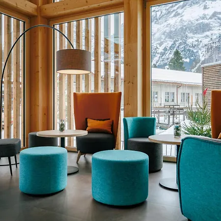 بيت شباب Eiger Easy *