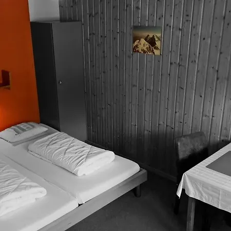 Eiger Easy גרינדלוולד