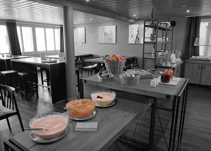 Albergue Eiger Easy *